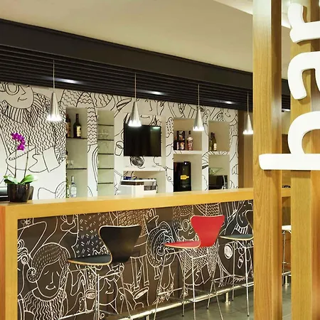 Ibis Cascavel-3