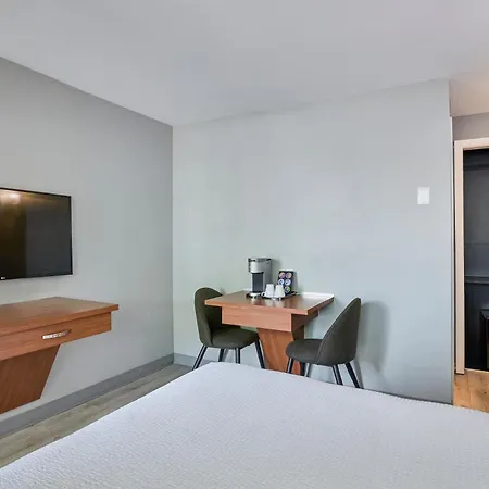 Motel Newstar Laval-2
