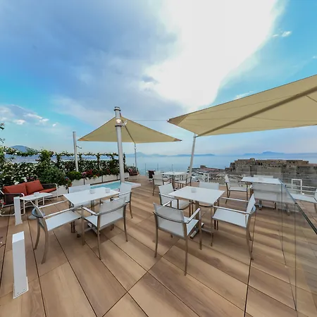 Grand Hotel Vesuvio-2