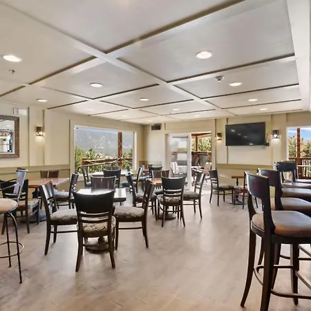 Woodland Country Lodge-2