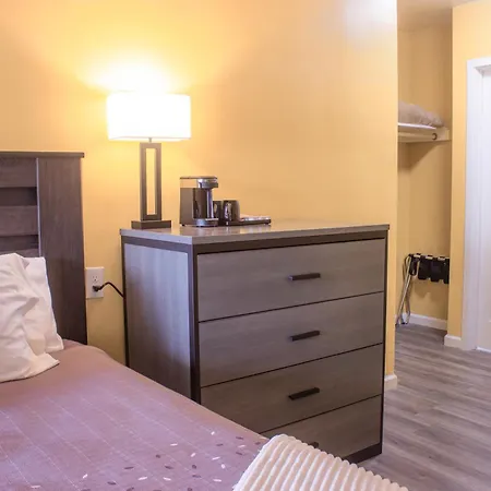 Carmel Wayfarer Inn-3