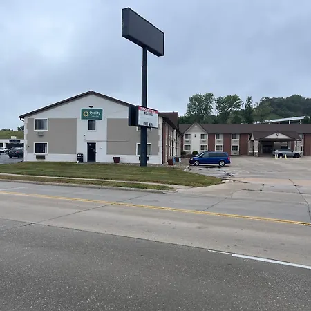 Quality Inn Council Bluffs I-80-2