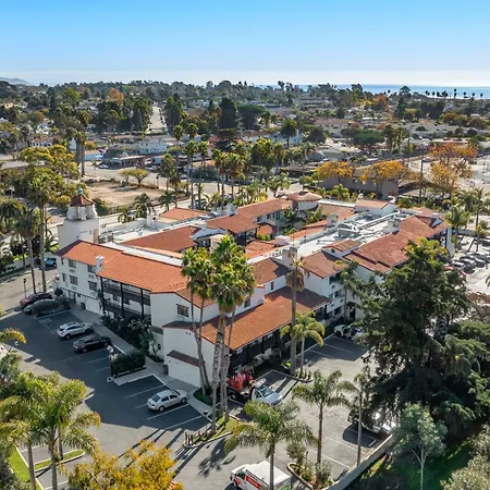Best Western Plus Carpinteria Inn-2