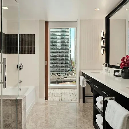 Loews Chicago Hotel-3