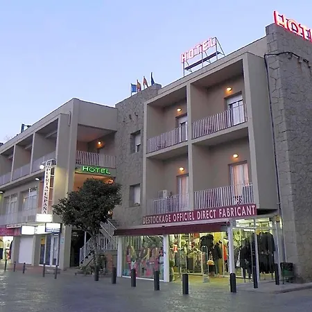 Puerta De España-2