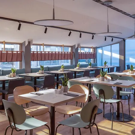 Innside By Melia San Sebastian Orly-3