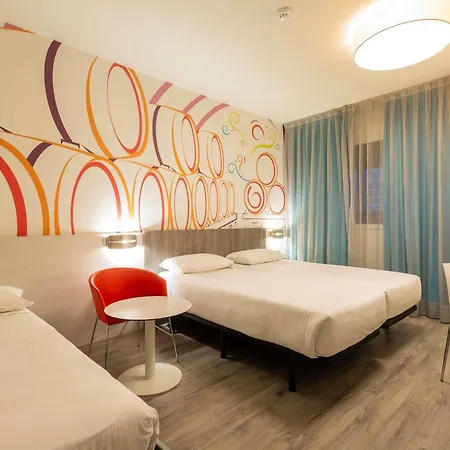 Ibis Styles Madrid Prado-3