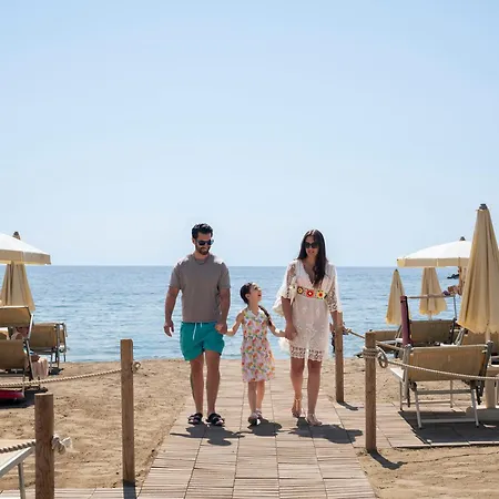 Aregai Marina Hotel&Residence-3