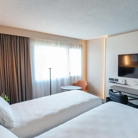 Hotel Mercure Angers Lac De Maine-3