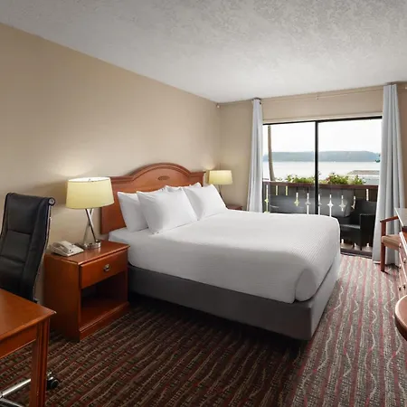 Ramada By Wyndham Campbell River-3