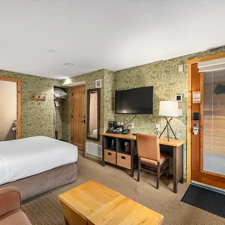Fox Hotel And Suites-2