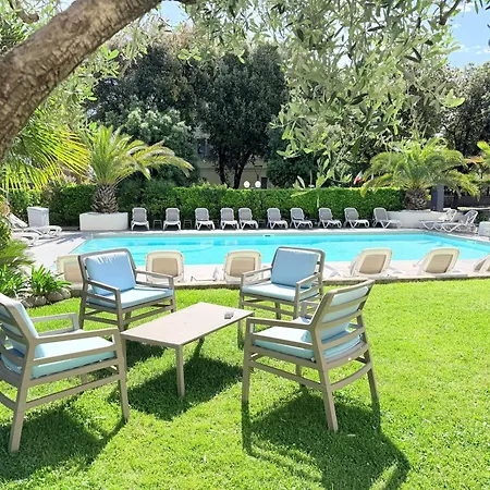 Hotel Benaco-3