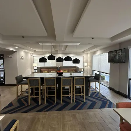 Hampton Inn Tullahoma-2