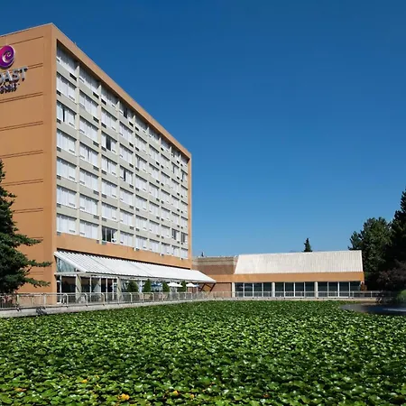 Coast Chilliwack Hotel By Apa-2