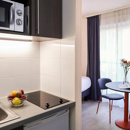 Aparthotel Adagio Access Nantes Viarme-2