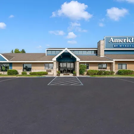Americinn By Wyndham Fergus Falls Conference Center-2