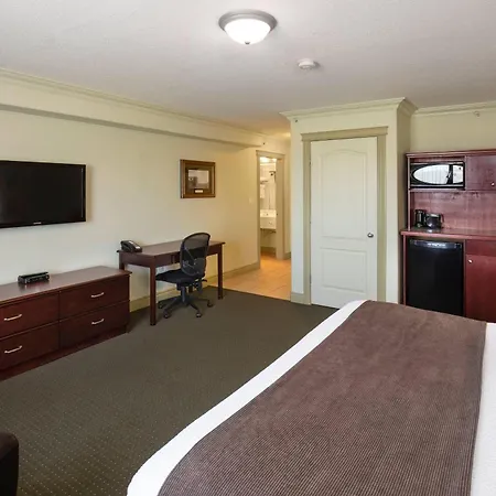 Quality Inn & Suites Whitecourt-2