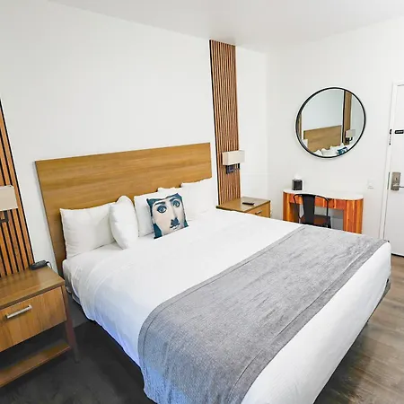 Urban Boutique Hotel- Little Italy, Downtown San Diego-2