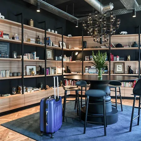 ibis Styles Laval Centre Gare-3