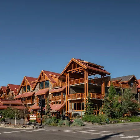 Moose Hotel And Suites-2