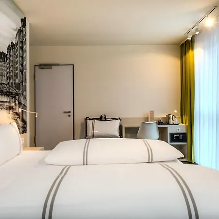 Premier Inn Hamburg City Berliner Tor-2