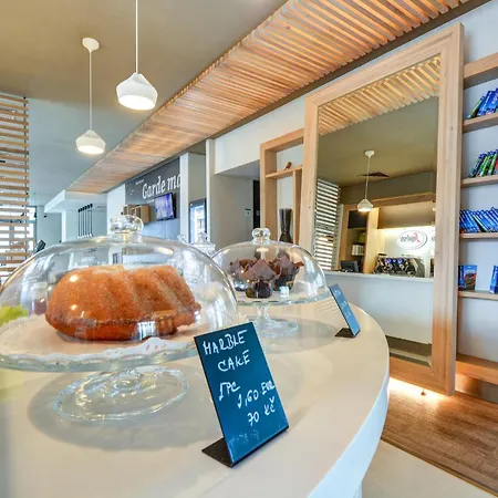 Holiday Inn Prague Airport By Ihg-3