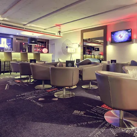 Mercure Paris Velizy-2