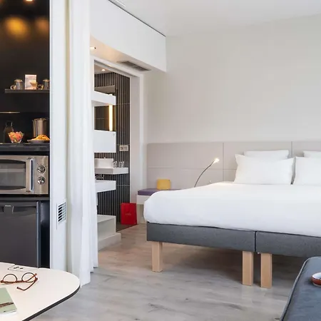 Novotel Suites Malaga Centro-3