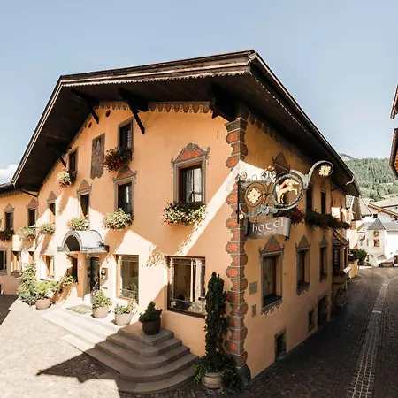 Hotel Cavallino D'Oro Bed&Breakfast-2