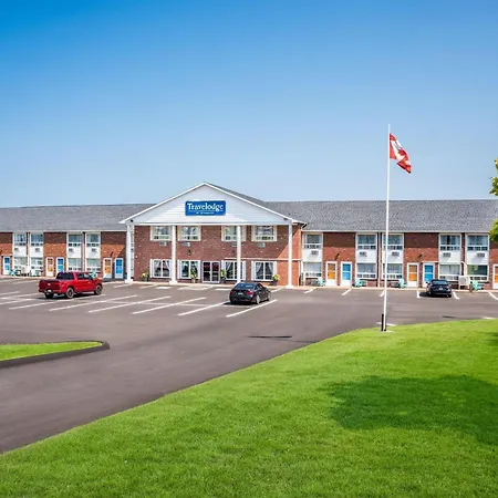 Travelodge By Wyndham Amherst-3
