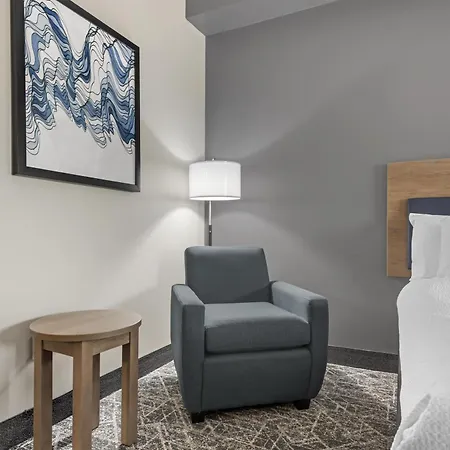 Best Western Plus Brandon Inn-3