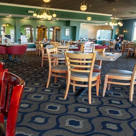 Wyndham Garden Madison Fitchburg-3