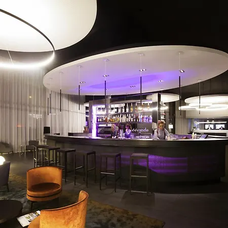 Novotel Basel City-3