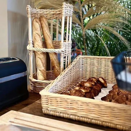 Ibis Budget Porte de Camargue-2