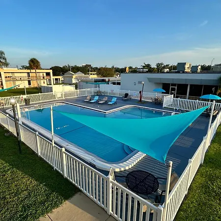 Super 8 By Wyndham Ocala I-75-2