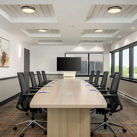 Delta Hotels By Marriott Sherbrooke Conference Centre-3