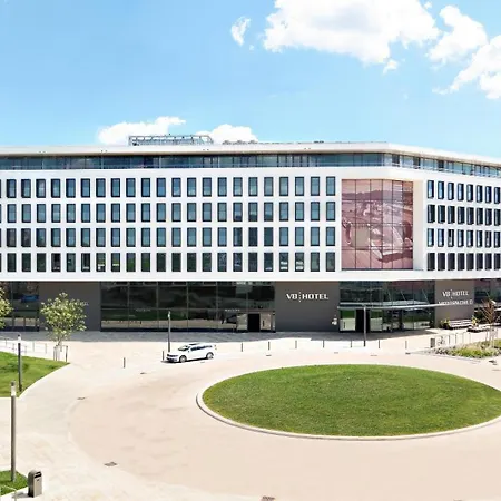 V8 Hotel Motorworld Region Stuttgart-3