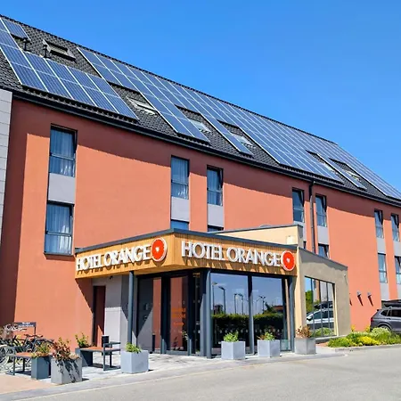 Orange Hotel La Louvière-2