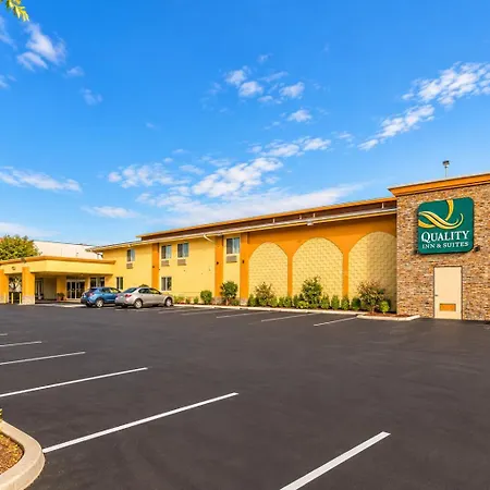Quality Inn & Suites Near Downtown Bakersfield-3