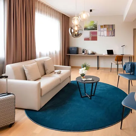 Mercure Geneva Airport-3