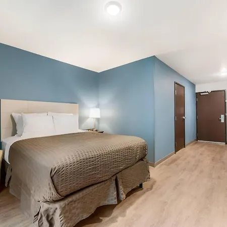 Woodspring Suites Charlotte - University Research Park-3