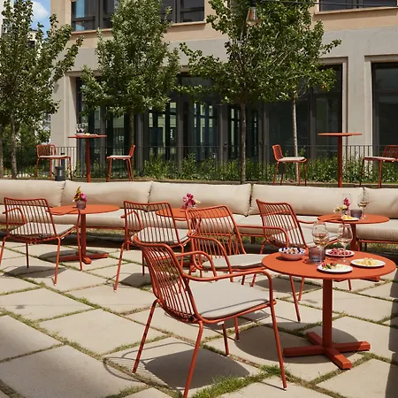Okko Hotels Paris Rosa Parks-2