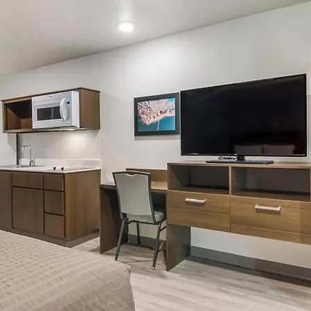 Woodspring Suites Fort Myers - Cape Coral-3