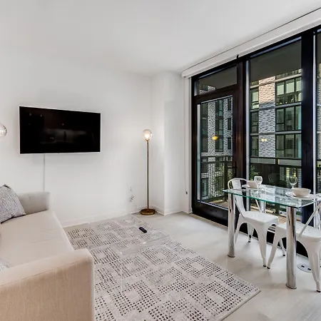 Global Luxury Suites At Capitol Hill-3
