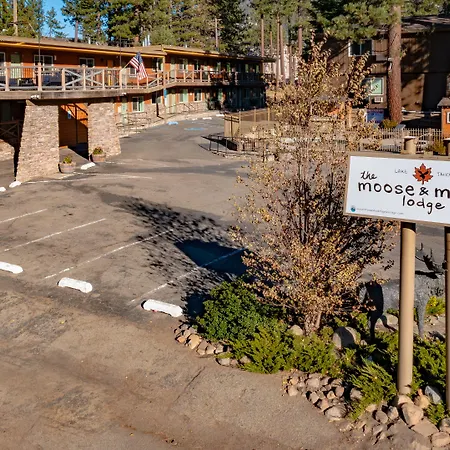 Moose And Maple Lodge-3