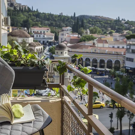 Royalty Hotel Athens-3