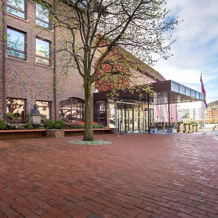 Radisson Blu Royal Hotel, Bergen, A Verified Net Zero Hotel-3