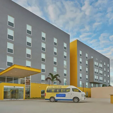 City Express By Marriott Cancun Aeropuerto-3