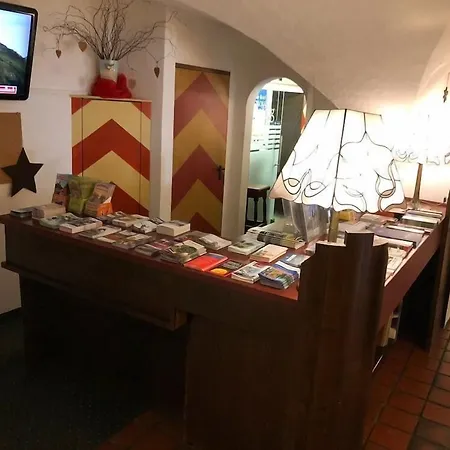 Family Hotel Schloss Rosenegg-2
