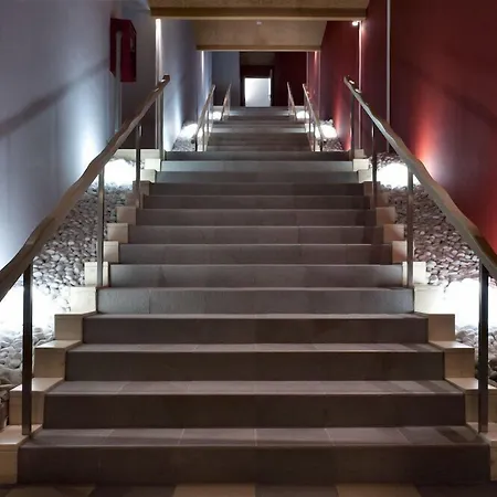 Bouganville Hill Resort & Wellness Space-2